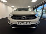 Volkswagen T-Roc Photo 1