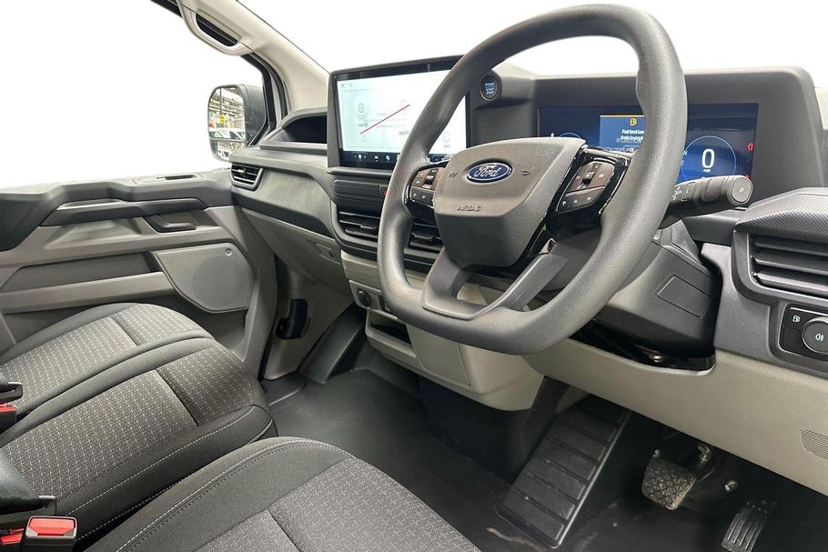 Used Ford TRANSIT CUSTOM CUSTTRENDPHEV01 14