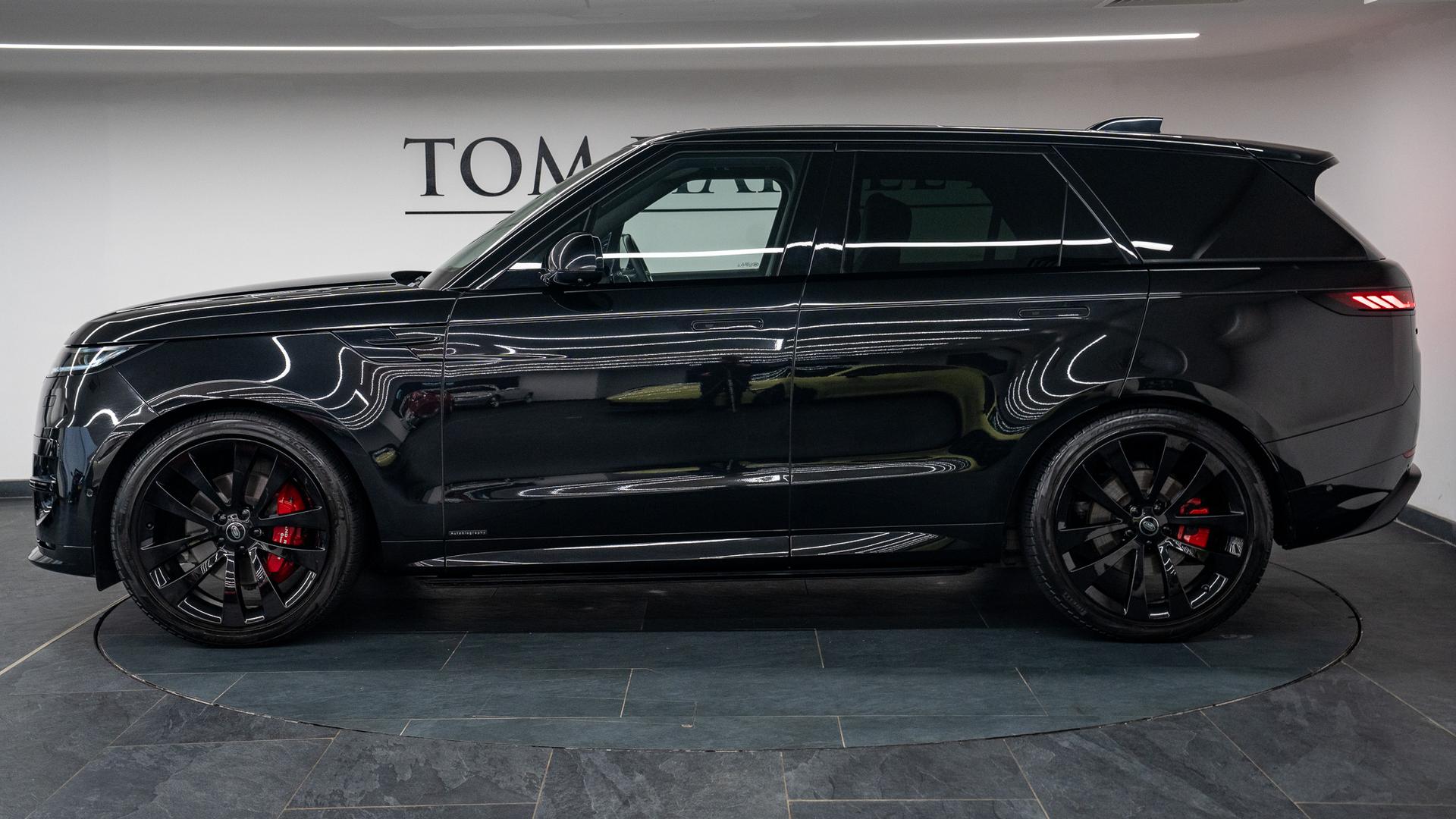 Land Rover Range Rover Sport Photo 83c1fa46-1a00-4cb3-8a23-d32f3bd3918b.jpg