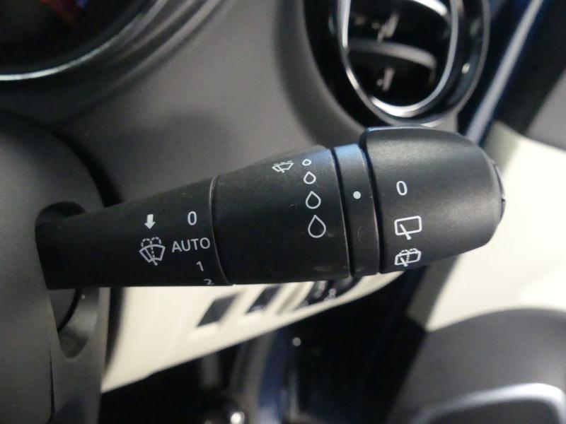 Renault Captur Photo 83c4eab1-ff31-4d40-94d5-14a4512a4683.jpg