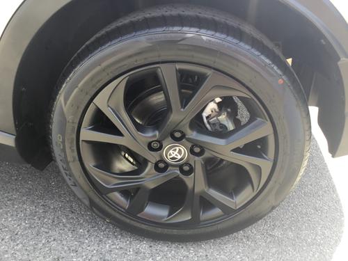 Toyota C-HR Photo 83c82f2a-9787-4d5e-b44b-7d8f28fd573d.JPG