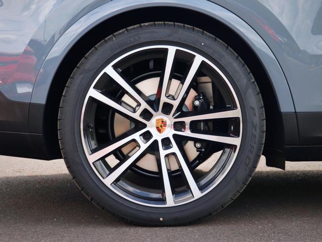Porsche Cayenne Photo 13
