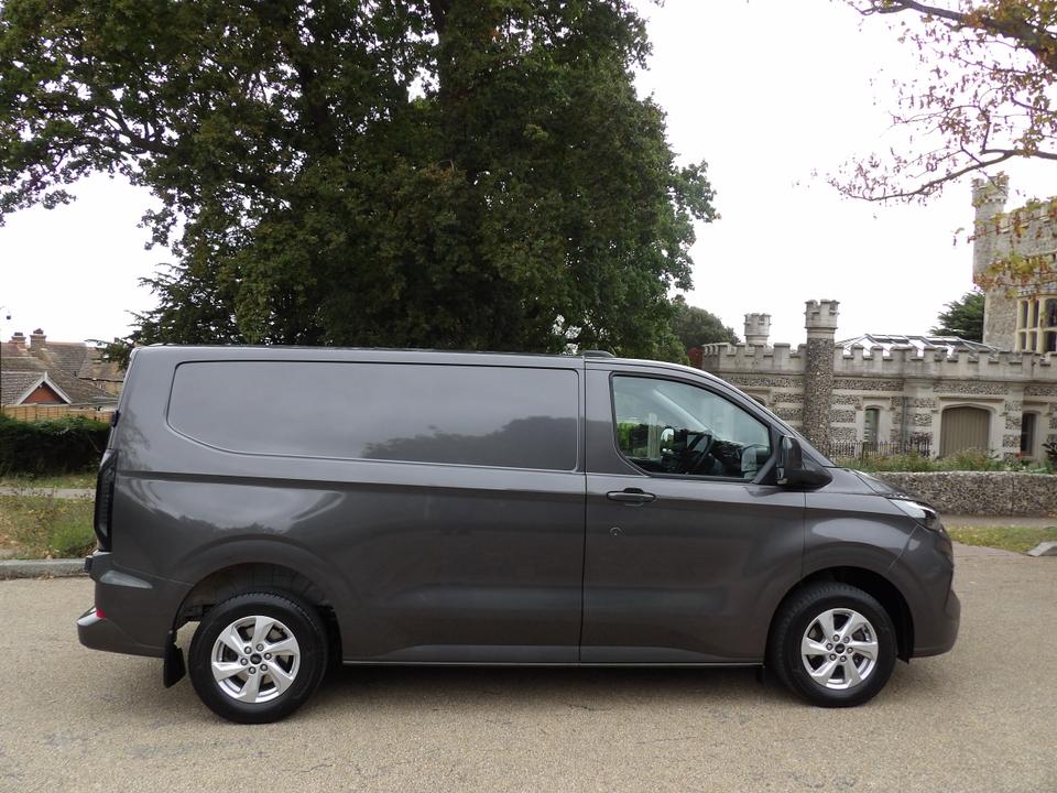 Used Ford Transit Custom YM73UHP 11