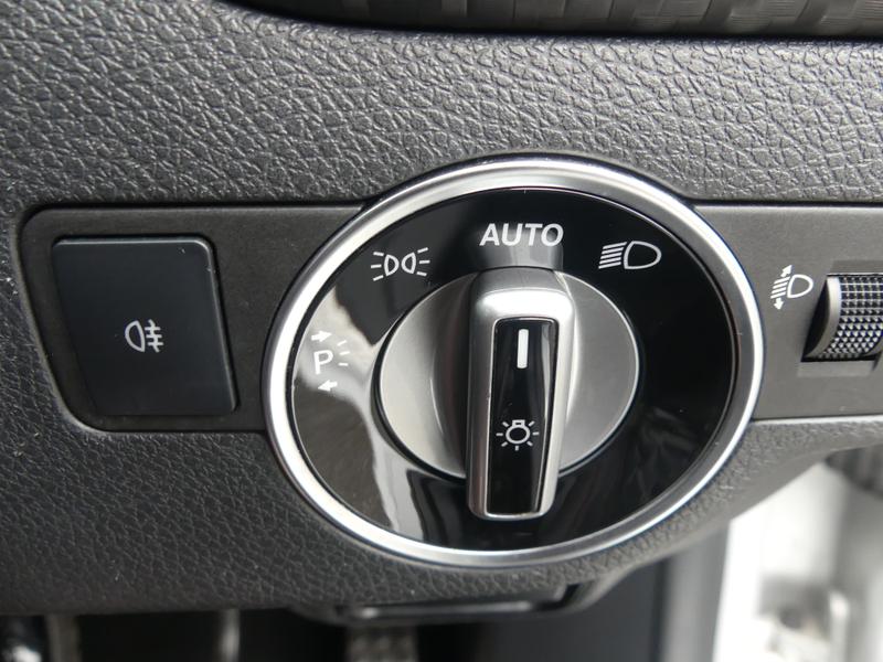 Mercedes-Benz A Class Photo 83dfbef9-3676-4e44-82c2-b20336a9bfb8.jpg