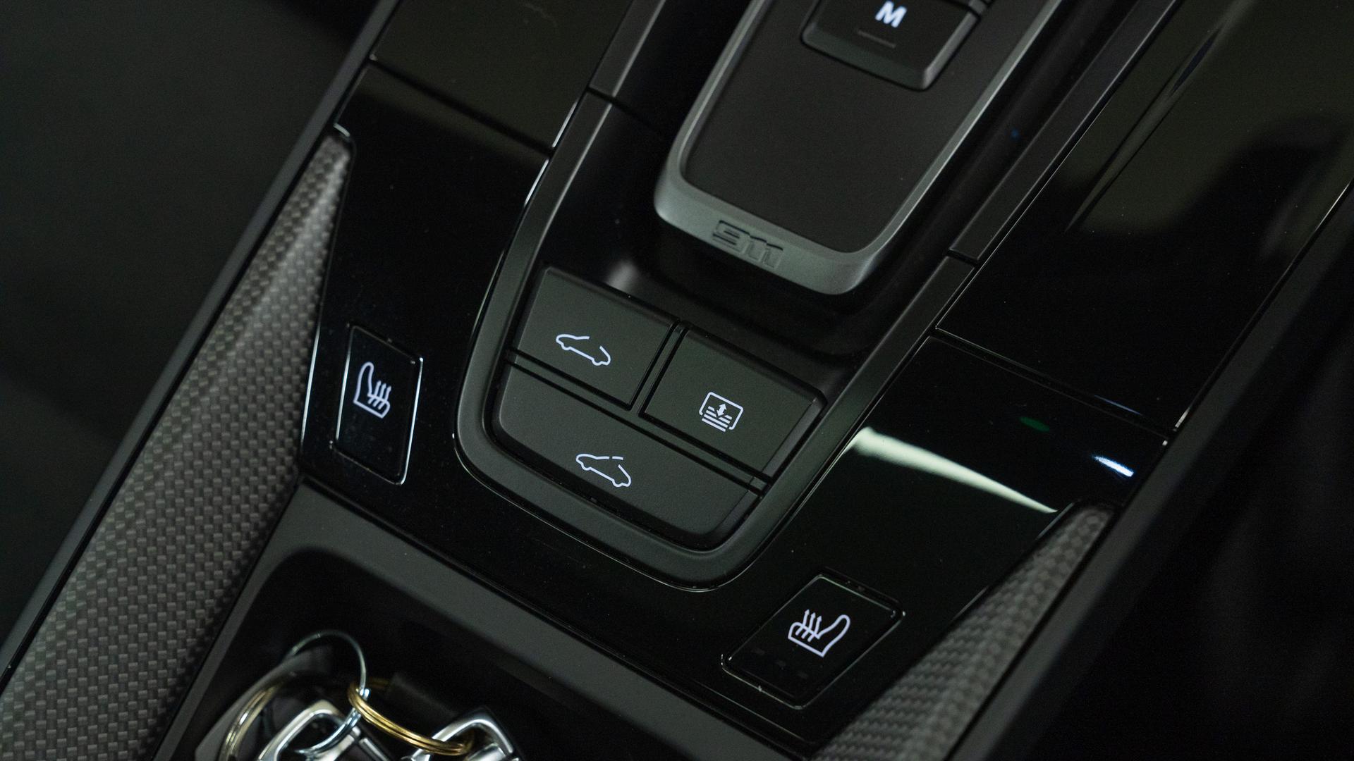Porsche 911 (992.2) Photo 83e935f3-9001-4973-bd24-d18519ba9d5b.jpg