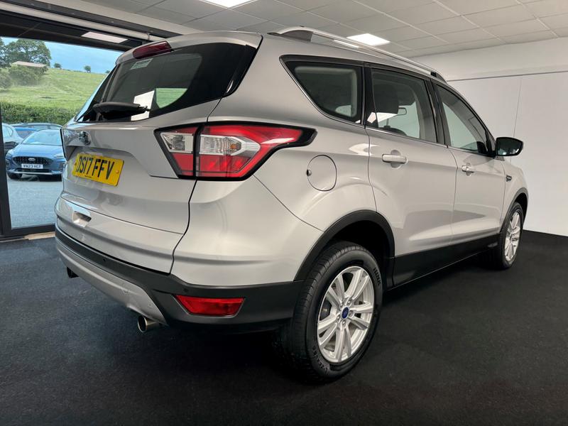 Ford Kuga Photo 84029d76-a8d4-466a-8b96-33c128f723b8.jpg