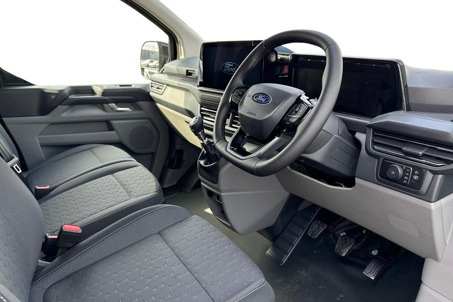 Ford TRANSIT CUSTOM Photo 840c6535-6939-4e39-ae28-b20e13bf0141.jpg