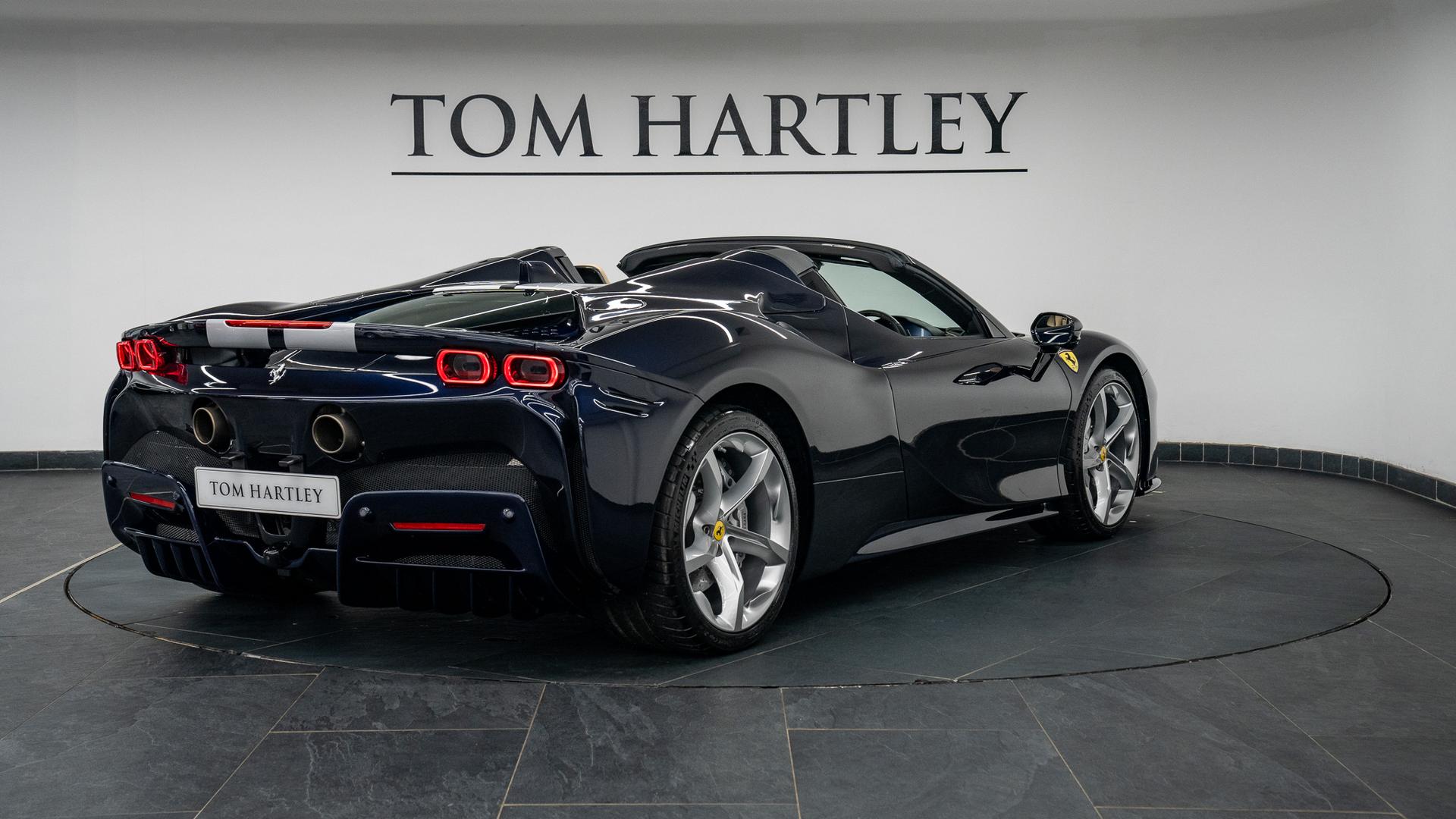 Ferrari SF90 Photo 843c61a6-98e1-4a62-b4e4-f876b938d001.jpg