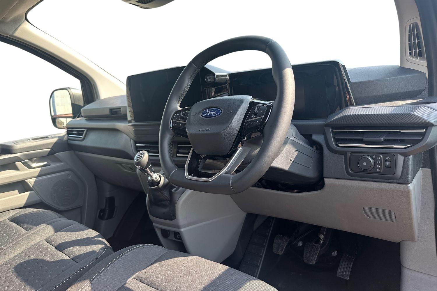 Ford TRANSIT CUSTOM Photo 14