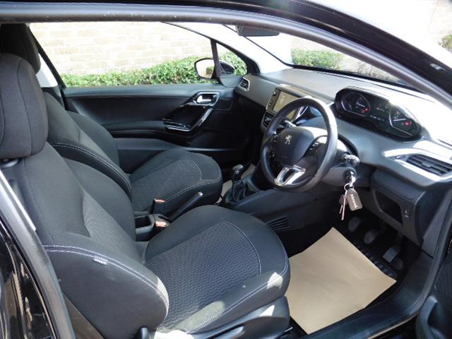 Used Peugeot 208 1.2 BG67HDH 9