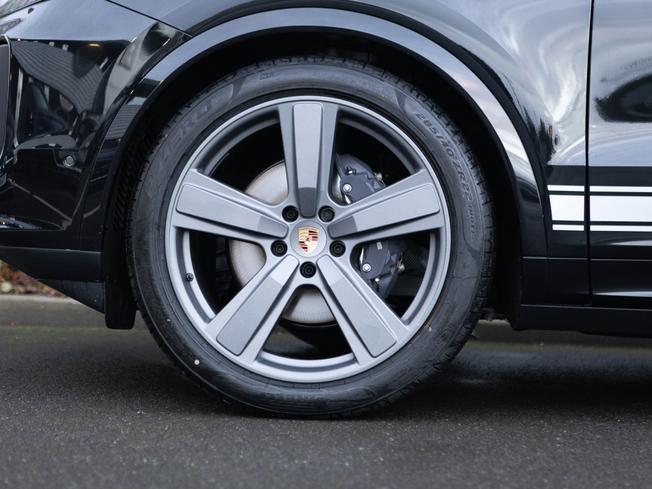 PORSCHE Cayenne Photo 4