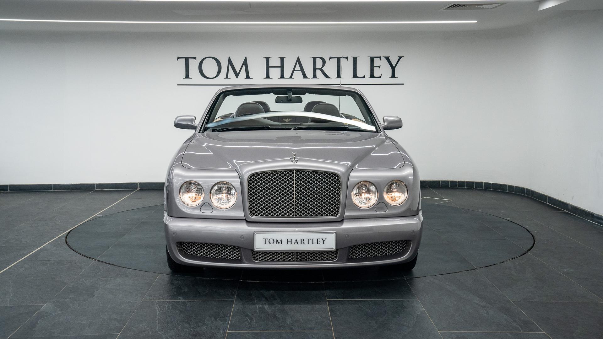 Bentley Azure Photo 846eddfe-d4a6-46a4-9cc3-f5b43325d50a.jpg