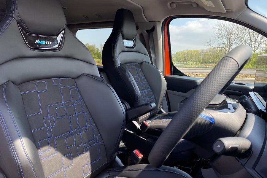 Ford TRANSIT CUSTOM Photo 847ee7c0-f2d7-407c-b824-fe81628a6756.jpg