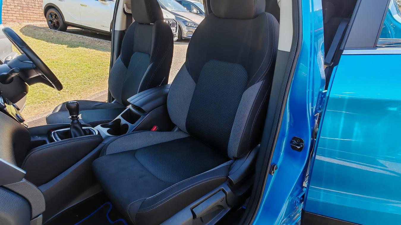 Used Nissan Qashqai DP69URR 18