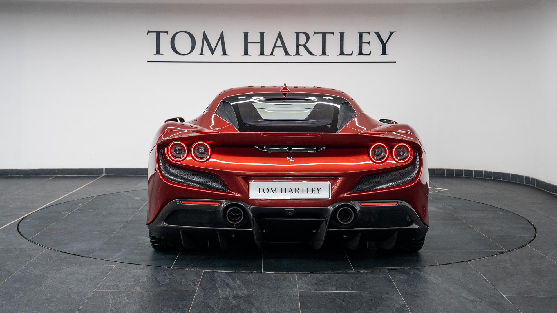 Ferrari F8 Photo 84955489-0c59-4da0-8578-6f97e636e15b.jpg