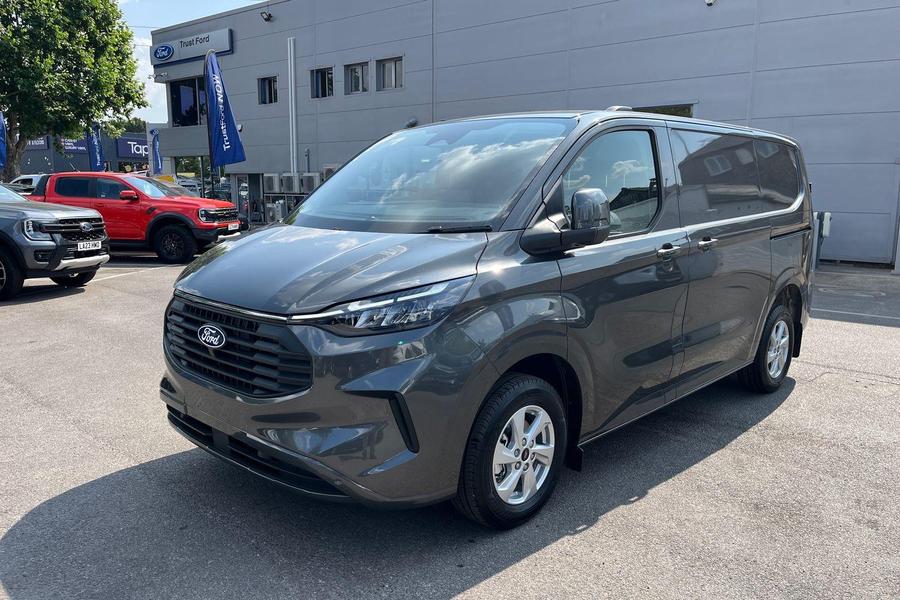 Ford TRANSIT CUSTOM Photo 84961fcc-ad2a-4b6e-b4fd-2277481fe6b6.jpg