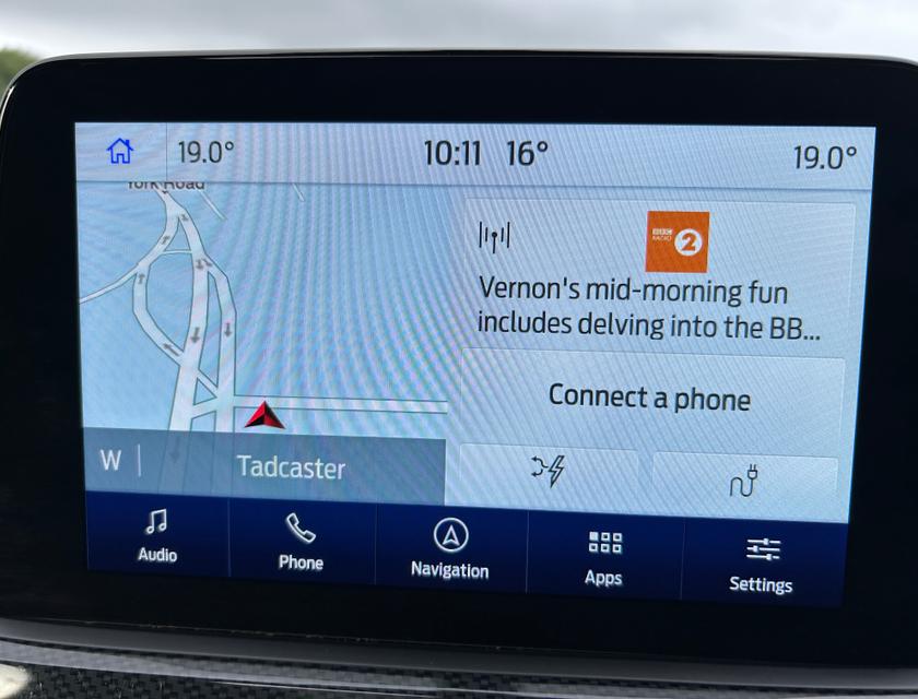 Ford Kuga Photo 8498f086-d9dc-40e0-9c89-b7b28727d9f4.jpg