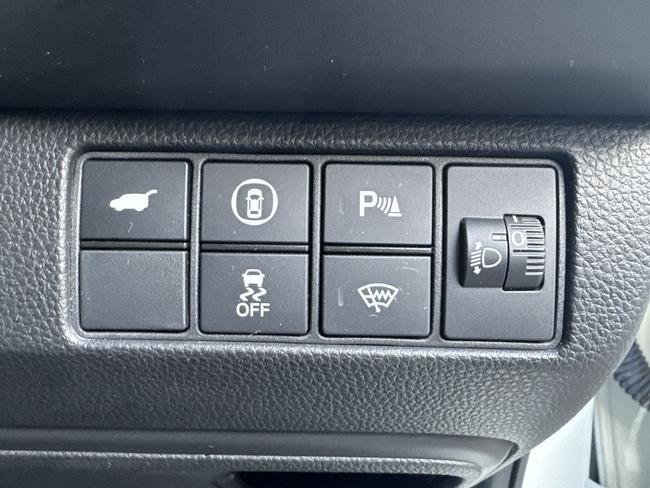 Honda HR-V Photo 84a266a0-de9f-4daa-a560-c9aefc779125.jpg