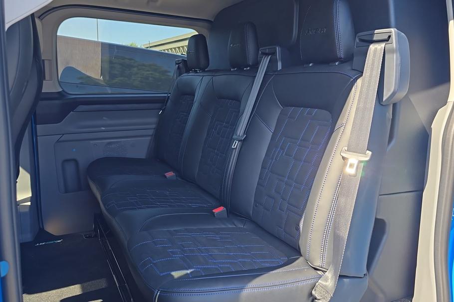 Used Ford TRANSIT CUSTOM L1DCIVMSRT18 12