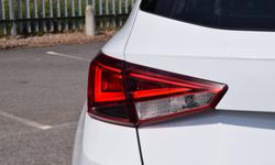 SEAT ARONA Photo 36