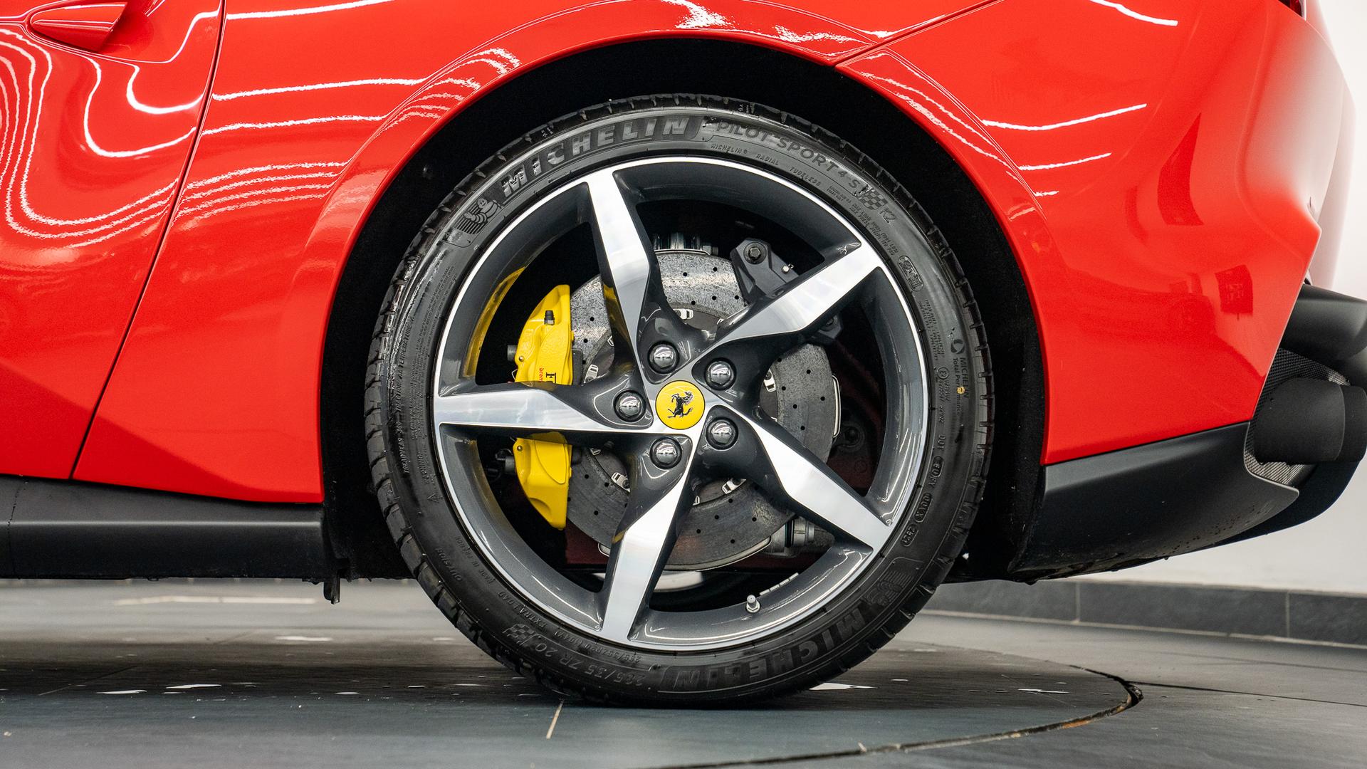 Ferrari Portofino Photo 84abbef0-ae32-4418-9ce2-e658acd791fd.jpg