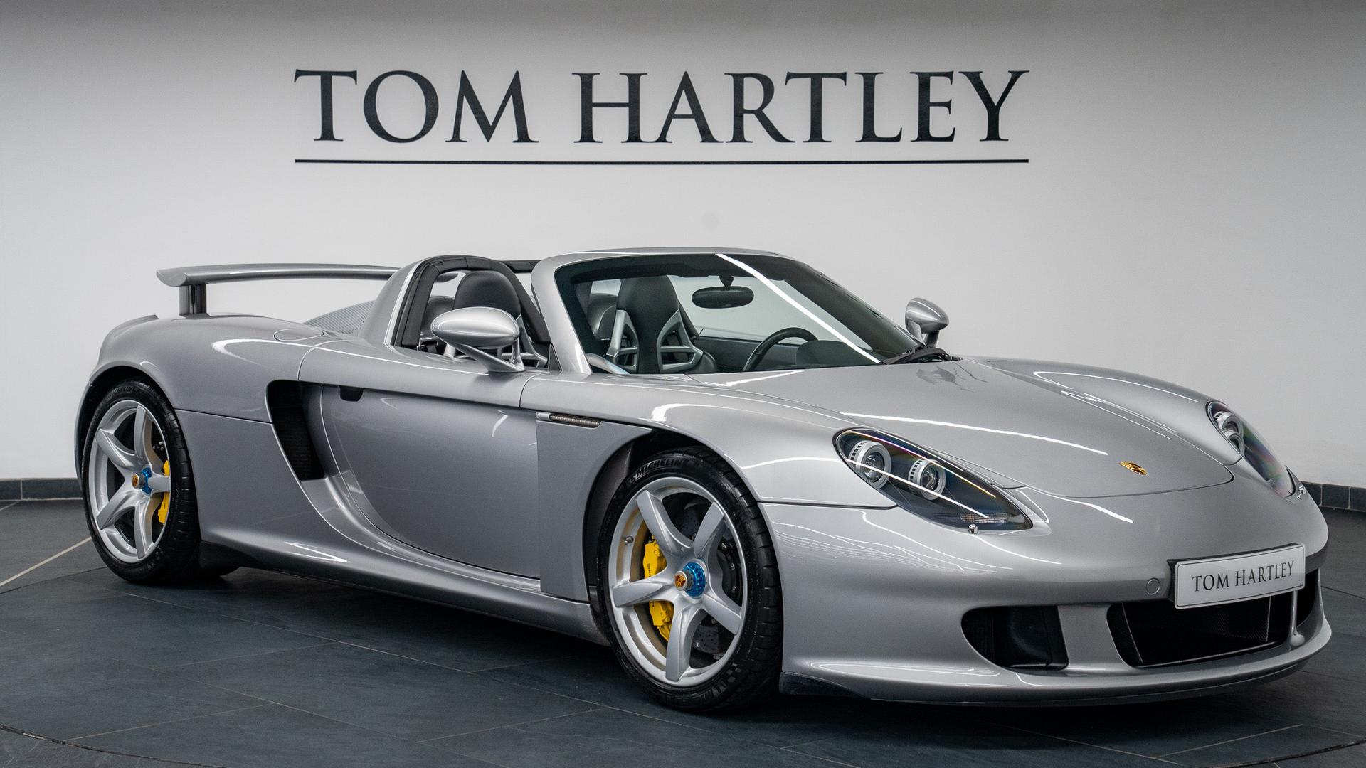Porsche Carrera GT Photo 84bd962a-d0cf-4c38-9fa5-79cd2f6c6cc2.jpg
