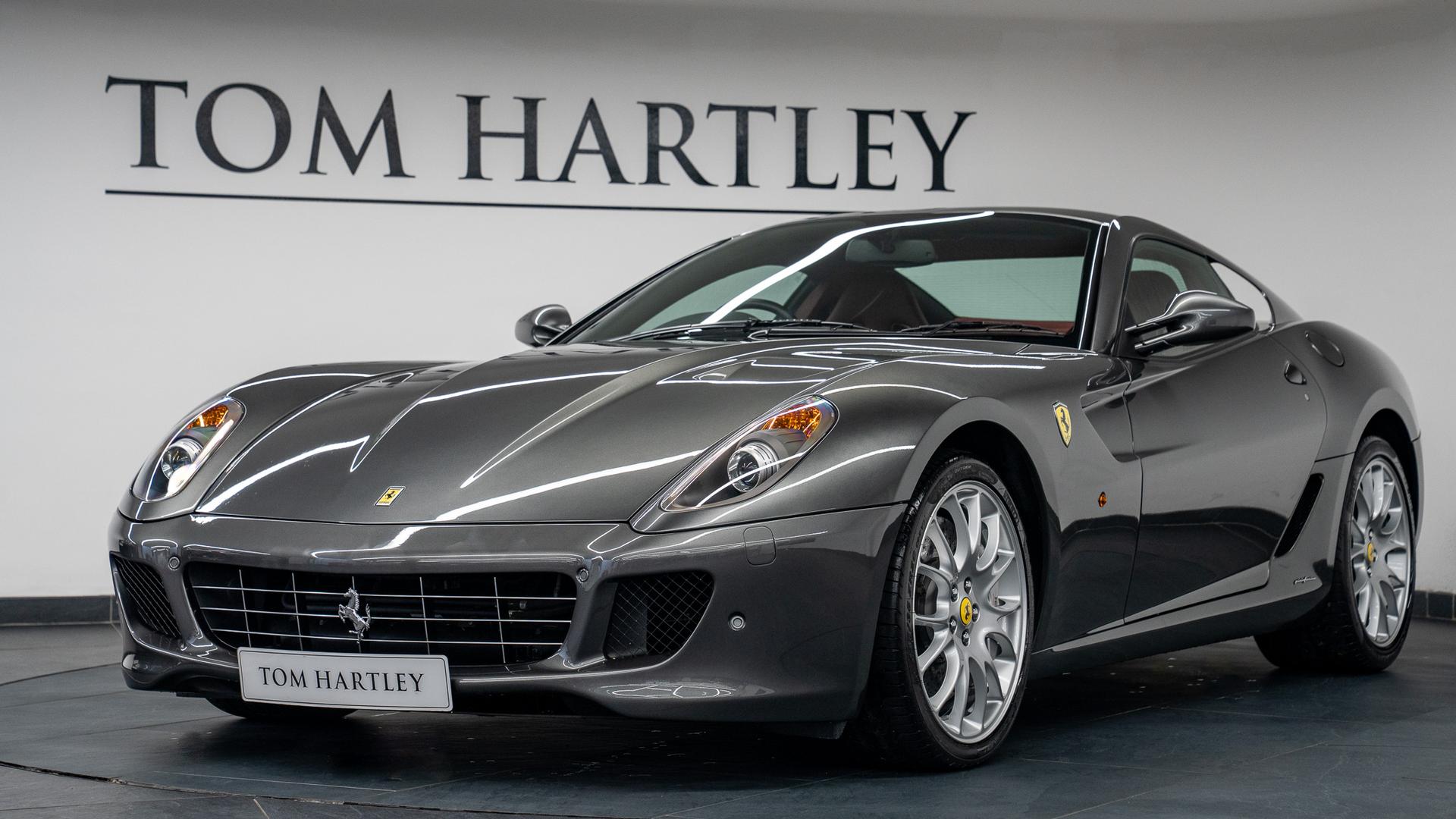 Ferrari 599 Photo 84c4aeca-841c-4b6e-89cc-492a22d85f64.jpg