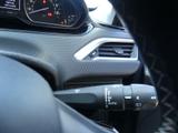 Peugeot 208 Photo 31