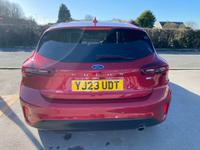 Ford Focus Photo 4