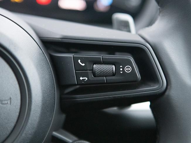 PORSCHE Cayenne Photo 25