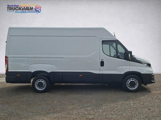 Iveco DAILY Photo