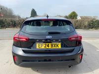 Ford Focus Photo 5