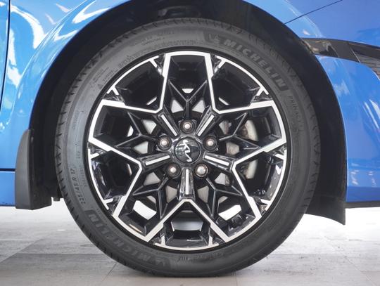 Kia ProCeed Photo 84e4e5a0-2c12-4835-8483-e300c059d1e8.jpg