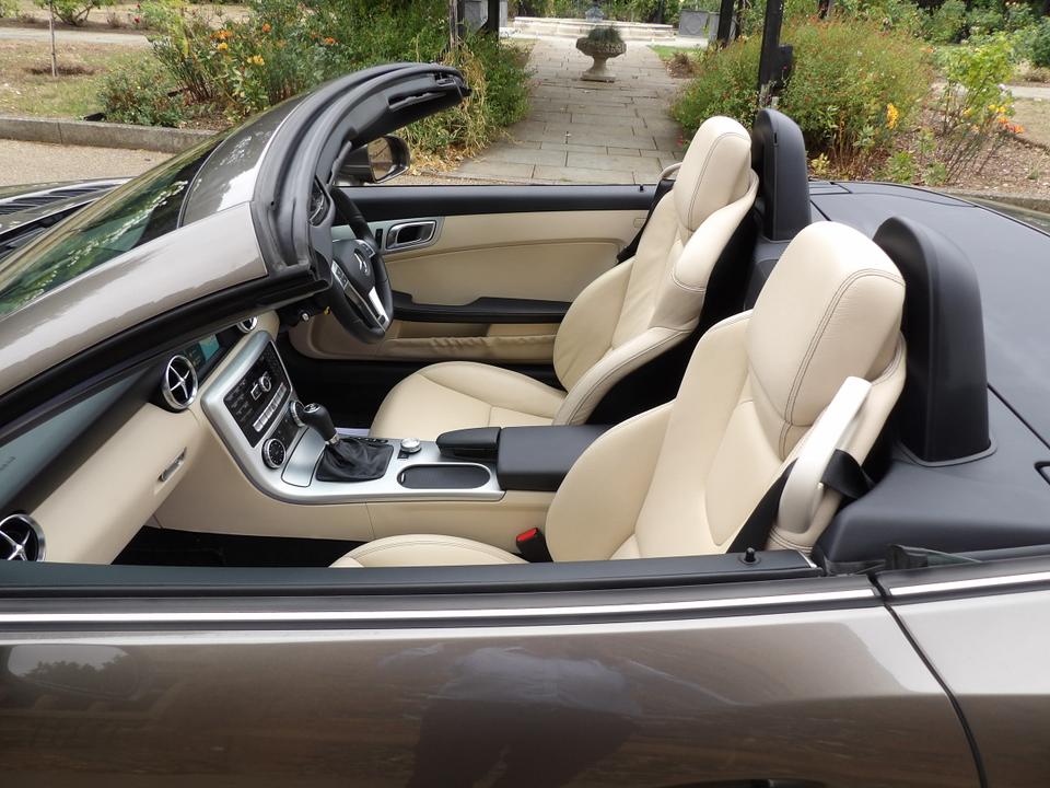 Used Mercedes-Benz SLK AF14CVB 4