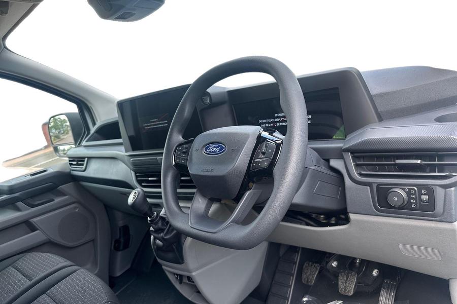 Ford TRANSIT CUSTOM Photo 84e9c53c-3cdb-42e5-bf96-0bd190c9ed70.jpg