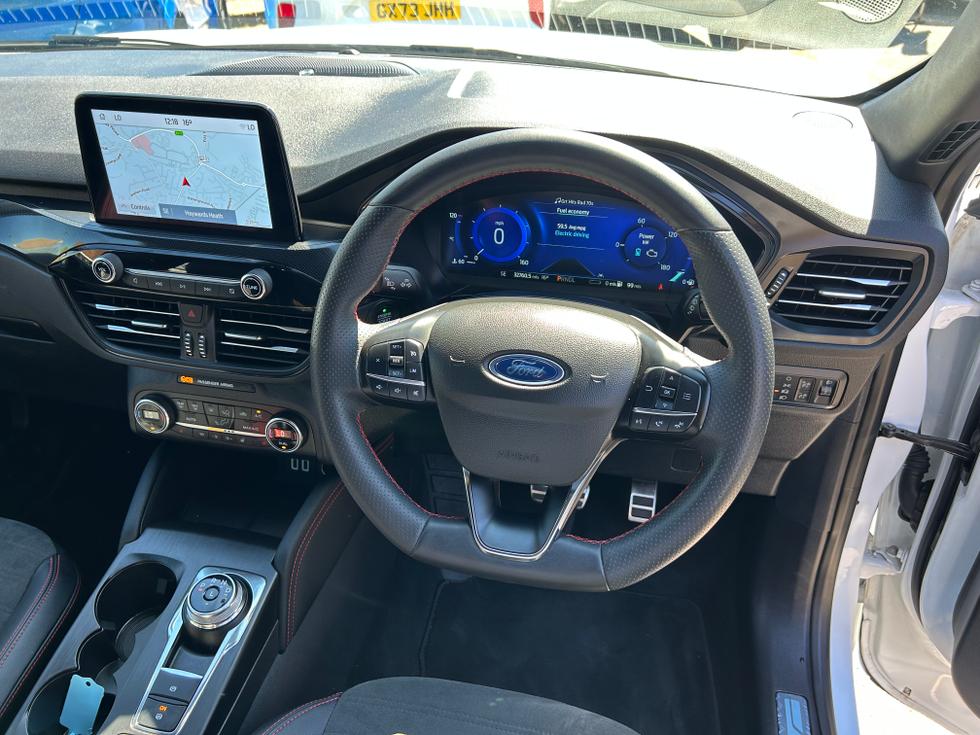Ford Kuga Photo 84ee21f6-0800-471c-a14e-4600d6907afc.jpeg
