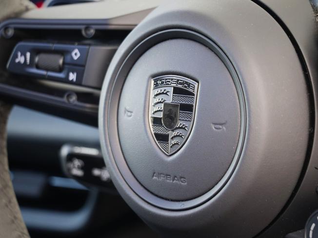 PORSCHE Macan Photo 22