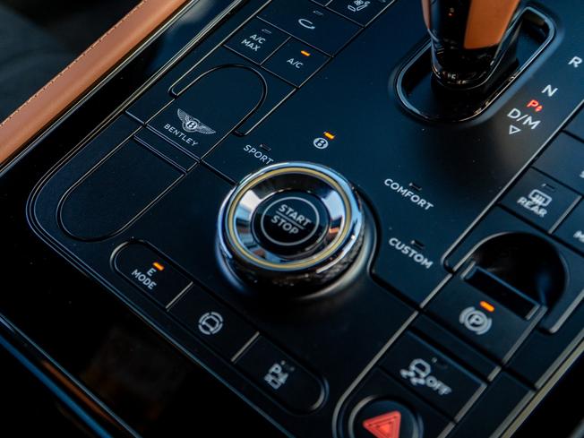 BENTLEY Continental GT Photo 26