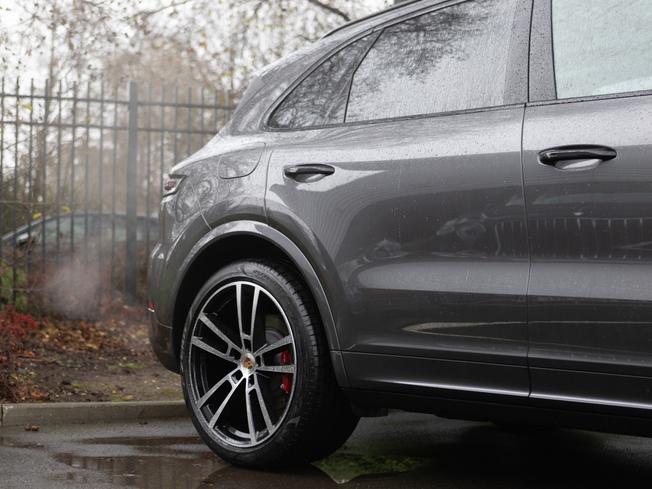 PORSCHE Cayenne Photo 30