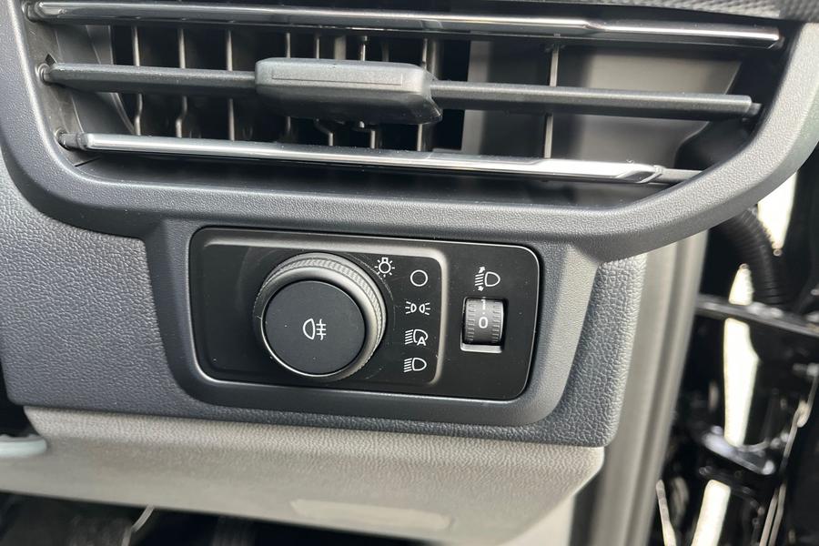 Ford TRANSIT CUSTOM Photo 8512a7ac-6c37-4fc6-b04f-2a8590270b88.jpg