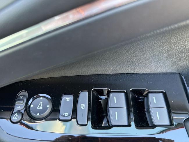 Honda HR-V Photo 8527c567-6735-43b9-82a0-f6e07935fa16.jpg