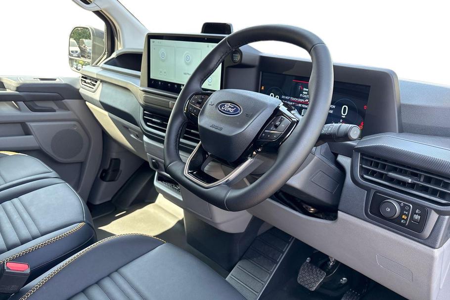 Used Ford TRANSIT CUSTOM CUSTOMTRAIL02 15