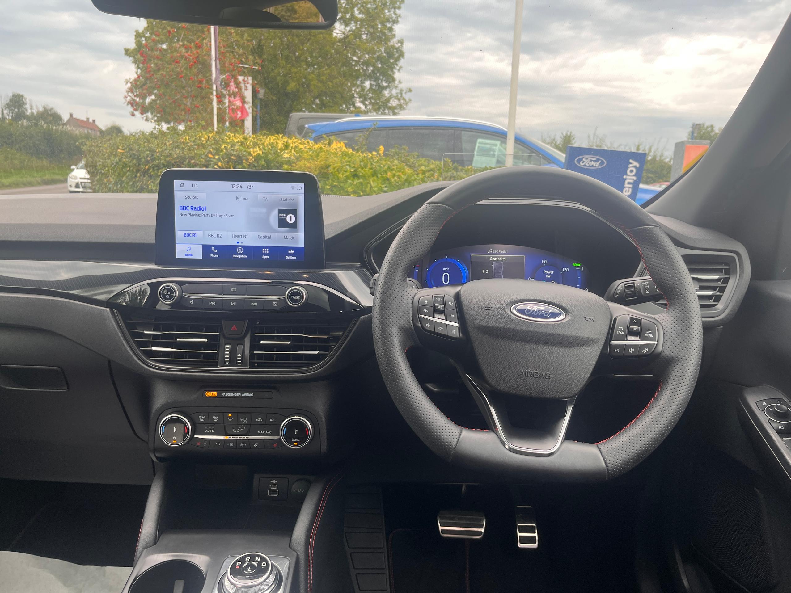 Used Ford Kuga AO73OJX 34