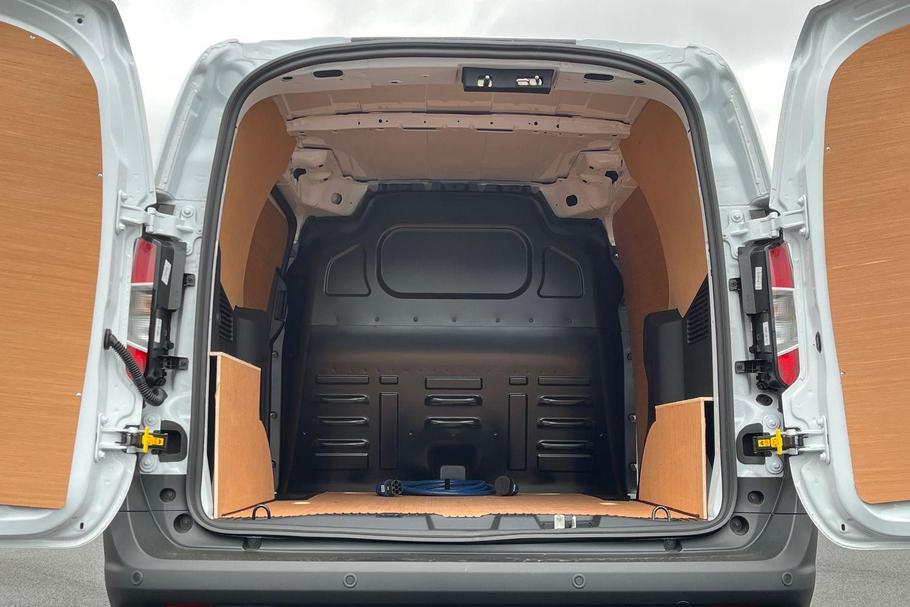 Used Ford E-TRANSIT COURIER 13/N337246 11