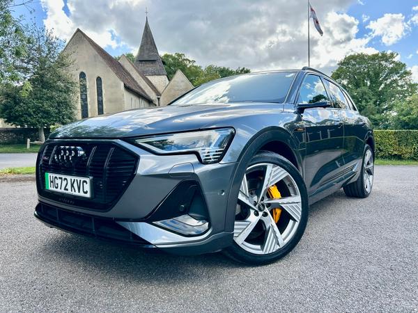 Used Audi e-tron HG72KVC 1