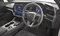 Lexus RZ Photo 2