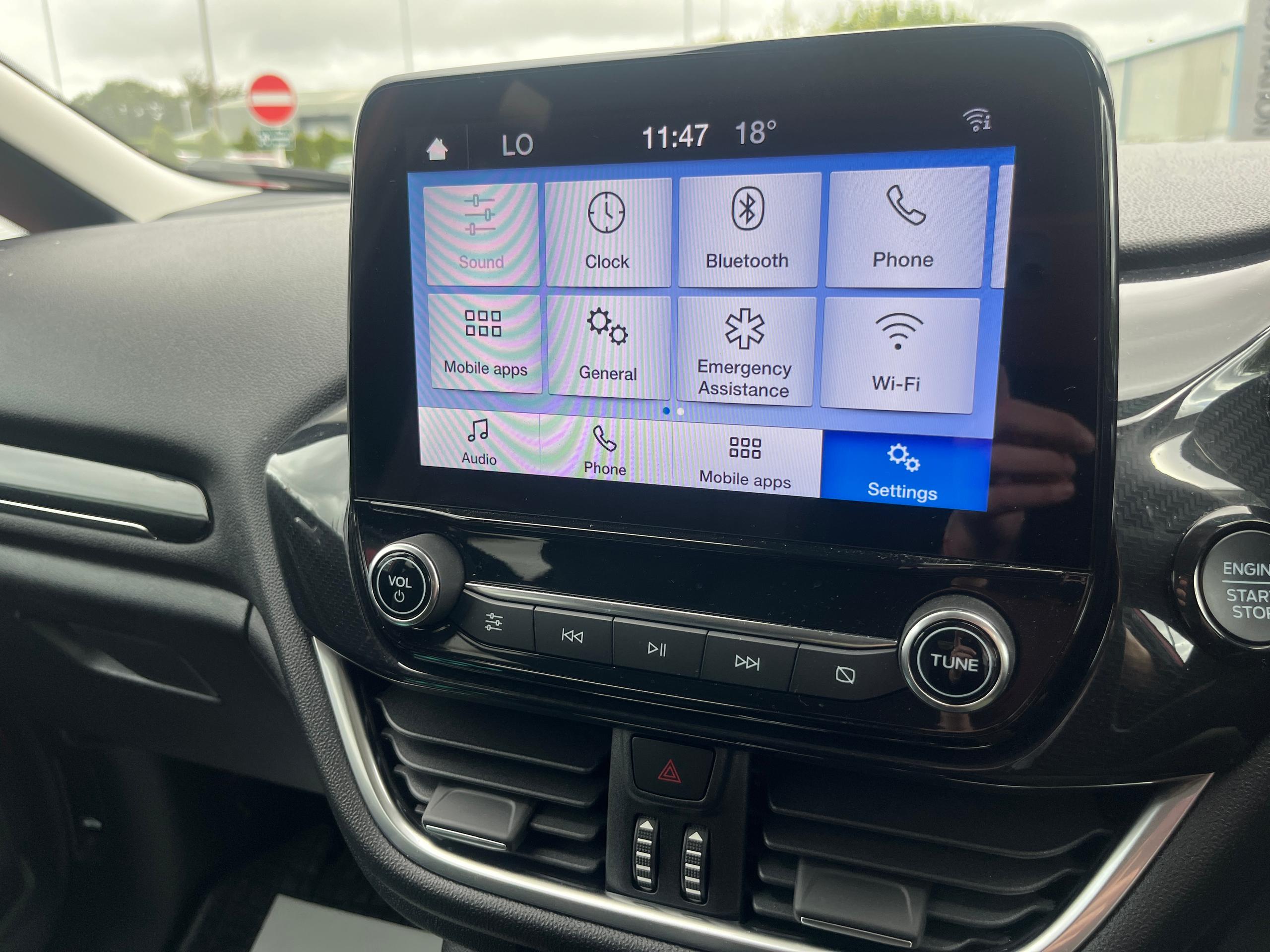 Ford Fiesta Photo 19