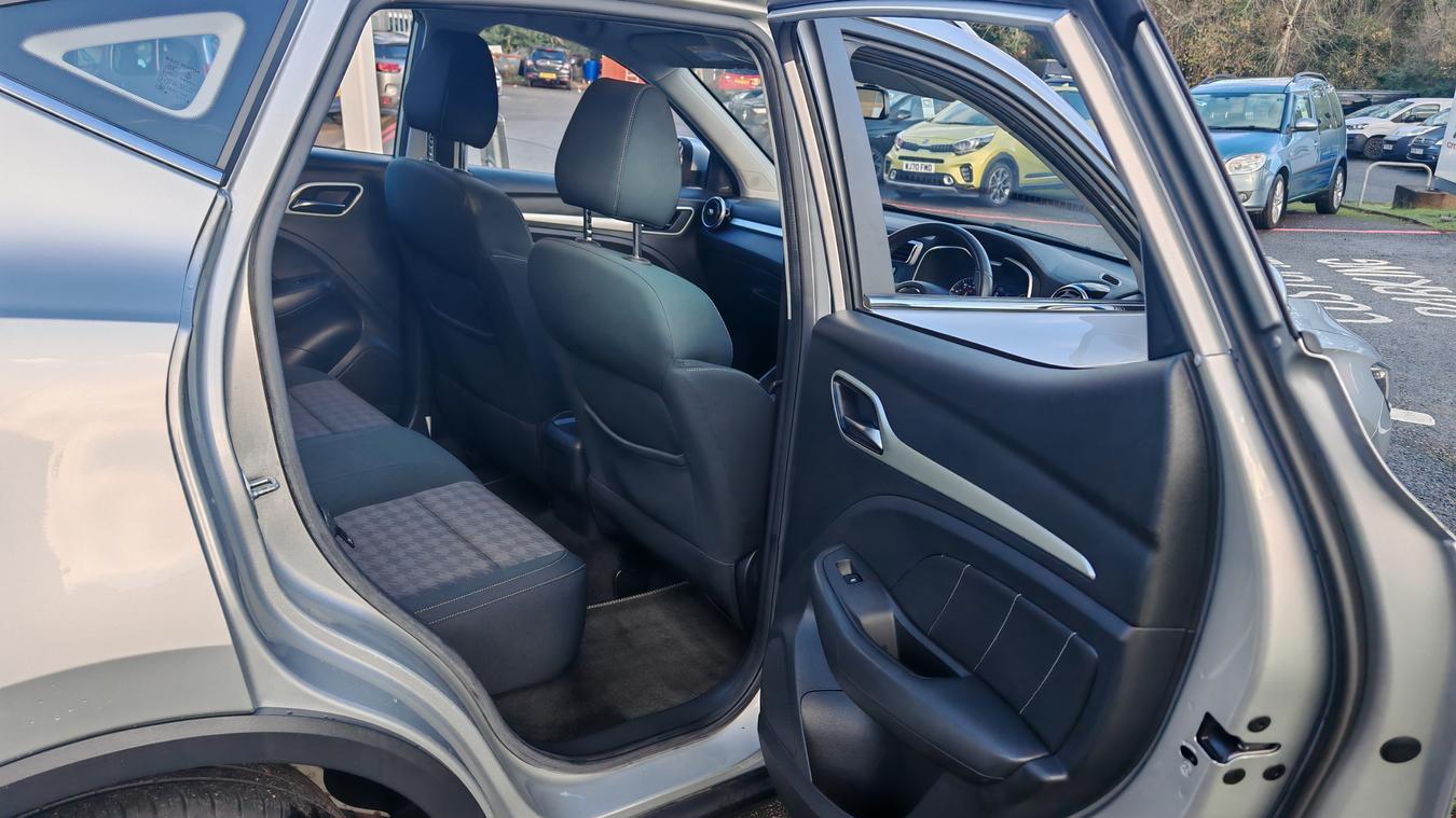 Used MG ZS FE68UWX 15