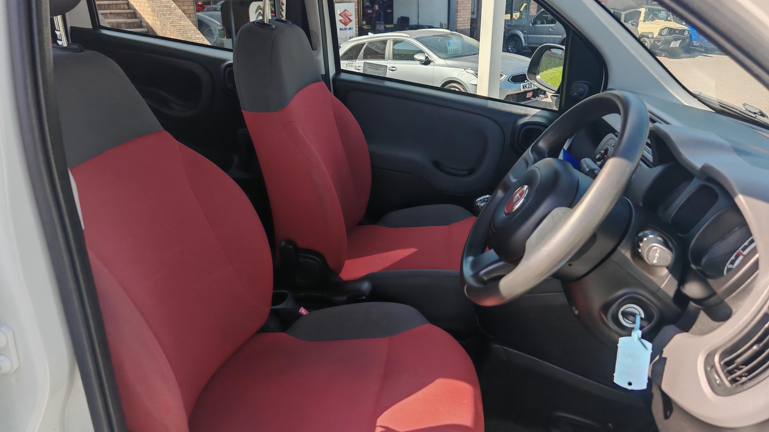 2015 Fiat Panda thumbnail 5