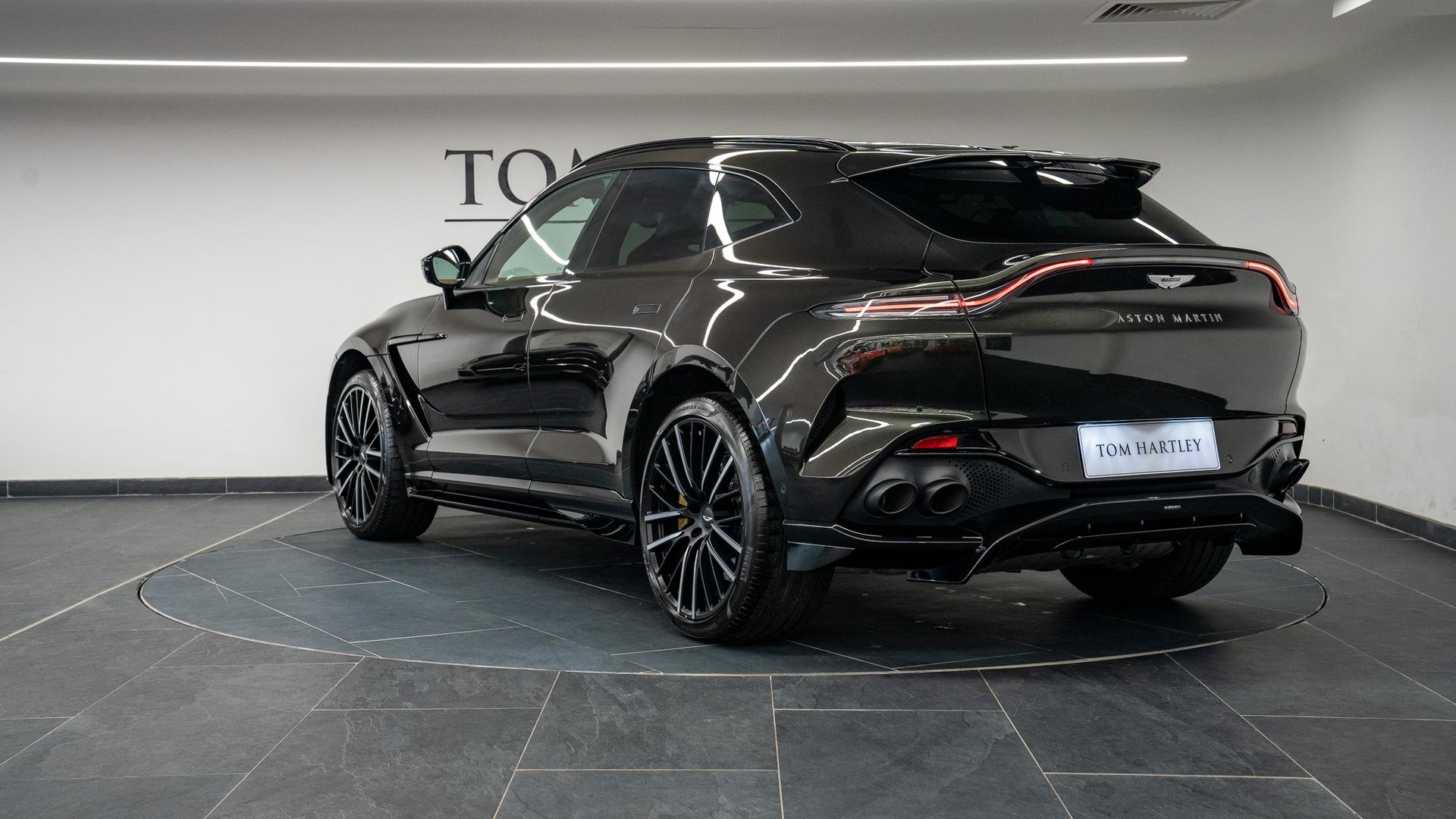 Aston Martin DBX Photo 85832045-6476-4496-bf38-4f30798927cf.jpg